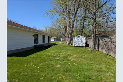 17604 Olive Avenue, Lake Milton, OH 44429 - Photo 7