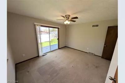 17604 Olive Avenue, Lake Milton, OH 44429 - Photo 23