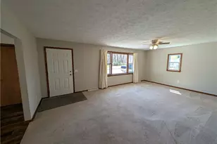 17604 Olive Ave, Lake Milton, OH 44429 - Photo 15
