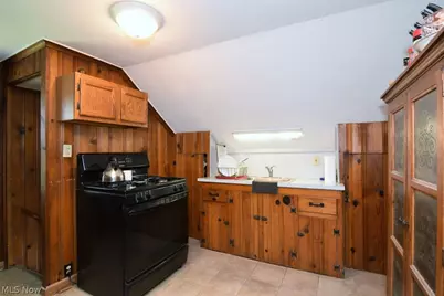 35755 Miles Road, Moreland Hills, OH 44022 - Photo 41