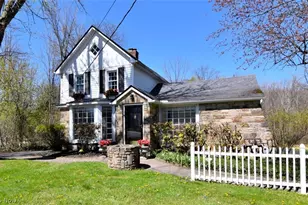 35755 Miles Rd, Moreland Hills, OH 44022 - Photo 3