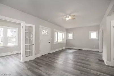 4940 E 106th Street, Garfield Heights, OH 44125 - Photo 5