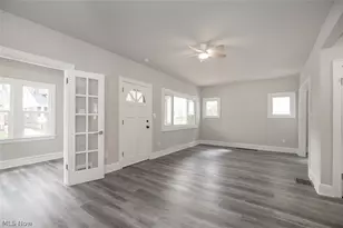 4940 E 106th St, Garfield Heights, OH 44125 - Photo 5