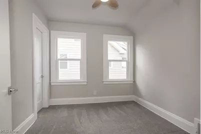 4940 E 106th Street, Garfield Heights, OH 44125 - Photo 17