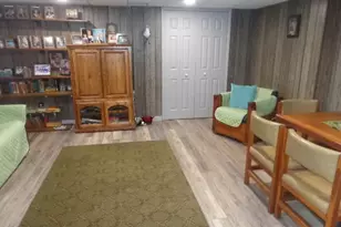 7422 Dogwood Ln, Parma, OH 44130 - Photo 39