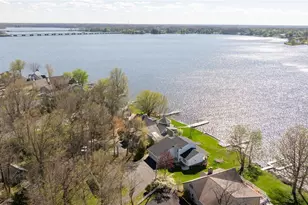 1408 NE River Rd, Lake Milton, OH 44429 - Photo 3