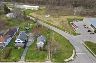 284 W Main Rd, Conneaut, OH 44030 - Photo 35