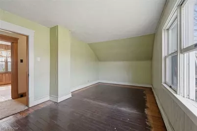 284 W Main Road, Conneaut, OH 44030 - Photo 25