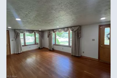 1099 Steubenville Road SE, Carrollton, OH 44615 - Photo 3