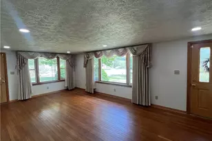 1099 Steubenville Rd SE, Carrollton, OH 44615 - Photo 3