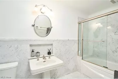 69 E Fairlawn Boulevard, Akron, OH 44313 - Photo 35