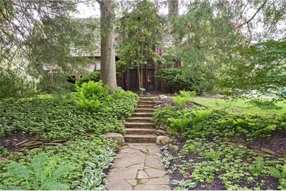 69 E Fairlawn Boulevard, Akron, OH 44313 - Photo 9