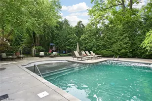 69 E Fairlawn Blvd, Akron, OH 44313 - Photo 3