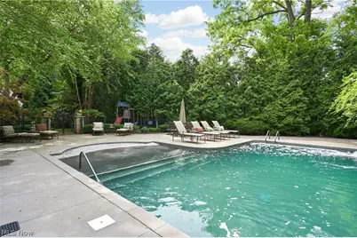 69 E Fairlawn Boulevard, Akron, OH 44313 - Photo 5