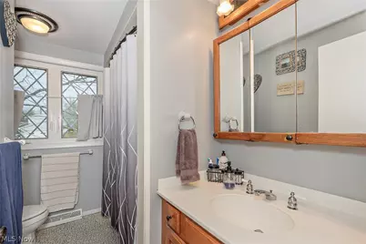 2526 Harris Road, Grandview Heights, OH 44147 - Photo 29