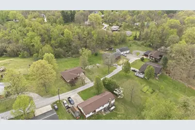 215 Highland Lake Terrace, Washington, WV 26181 - Photo 7