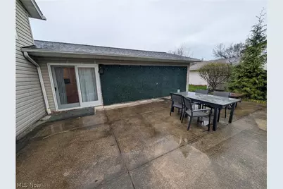 8645 Courtland Drive, Strongsville, OH 44149 - Photo 7