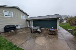 8645 Courtland Dr, Strongsville, OH 44149 - Photo 15