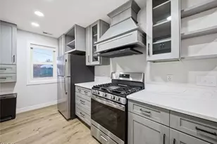 262 E 324th St, Willowick, OH 44095 - Photo 5