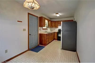 445 N George Street, West Lafayette, OH 43845 - Photo 5