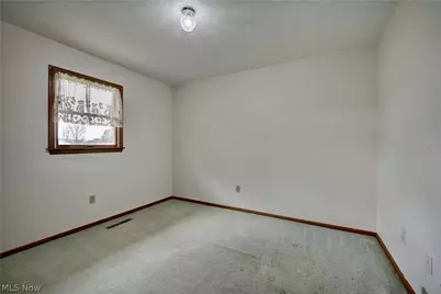 445 N George Street, West Lafayette, OH 43845 - Photo 9