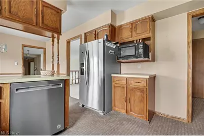 8625 Four Seasons Trail, Poland, OH 44514 - Photo 11
