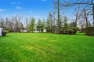 8625 4 Seasons Trail, Poland, OH 44514 - Photo 39