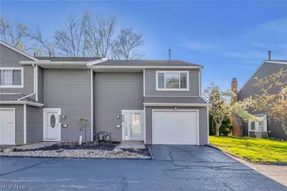 1748 Walnut Lane #32, Rocky River, OH 44116 - Photo 1