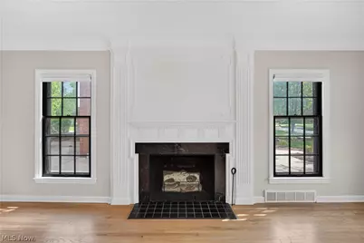 2561 Charney Road, University Heights, OH 44118 - Photo 7