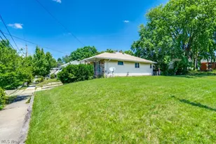 1089 Dayton St, Akron, OH 44310 - Photo 25