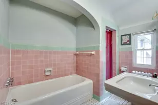 183 Castle Blvd, Akron, OH 44313 - Photo 23