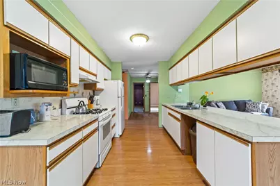 3869 Dayton Avenue, Lorain, OH 44052 - Photo 9