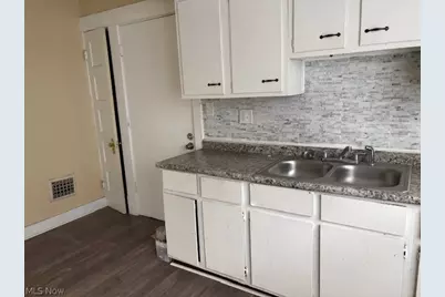 10205 Ostend Avenue, Loveland, OH 44108 - Photo 15