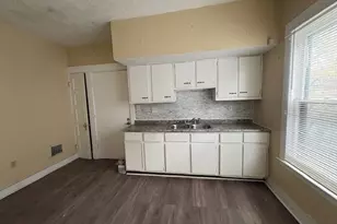 10205 Ostend Ave, Loveland, OH 44108 - Photo 7