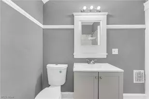 9303 Kempton Ave, Loveland, OH 44108 - Photo 17