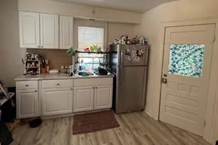 2394 Elyria Ave, Lorain, OH 44055 - Photo 5