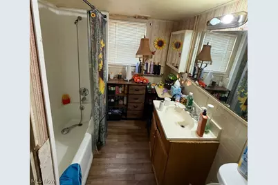 108 Rush Street, Elyria, OH 44035 - Photo 9