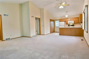 5180 Winthrop Dr, Austintown, OH 44515 - Photo 11