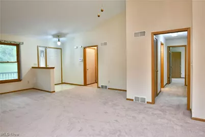 5180 Winthrop Drive, Austintown, OH 44515 - Photo 15