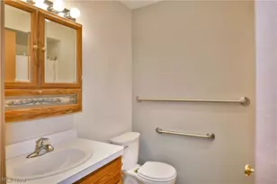 5180 Winthrop Dr, Austintown, OH 44515 - Photo 27