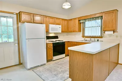 5180 Winthrop Drive, Austintown, OH 44515 - Photo 19