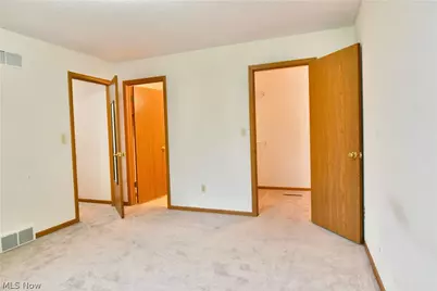 5180 Winthrop Drive, Austintown, OH 44515 - Photo 35
