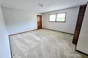 121 Beckett Ct, St Clairsville, OH 43950 - Photo 11