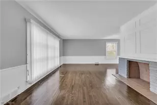 1791 Forest Dr, Euclid, OH 44117 - Photo 3