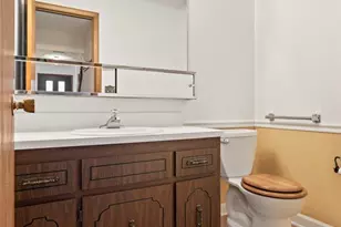 32635 Jefferson Dr, Solon, OH 44139 - Photo 17