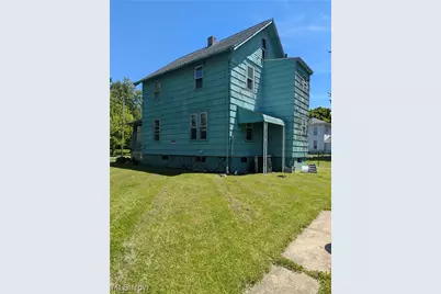 5403 Jefferson Avenue, Ashtabula, OH 44004 - Photo 3