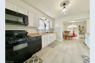6 7th Street, Belpre, OH 45714 - Photo 11