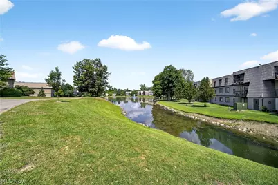 9751 Sunrise Boulevard #M10, North Royalton, OH 44133 - Photo 25