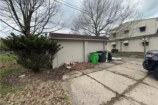 871 E 232nd St, Euclid, OH 44123 - Photo 45