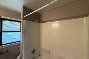 871 E 232nd St, Euclid, OH 44123 - Photo 27